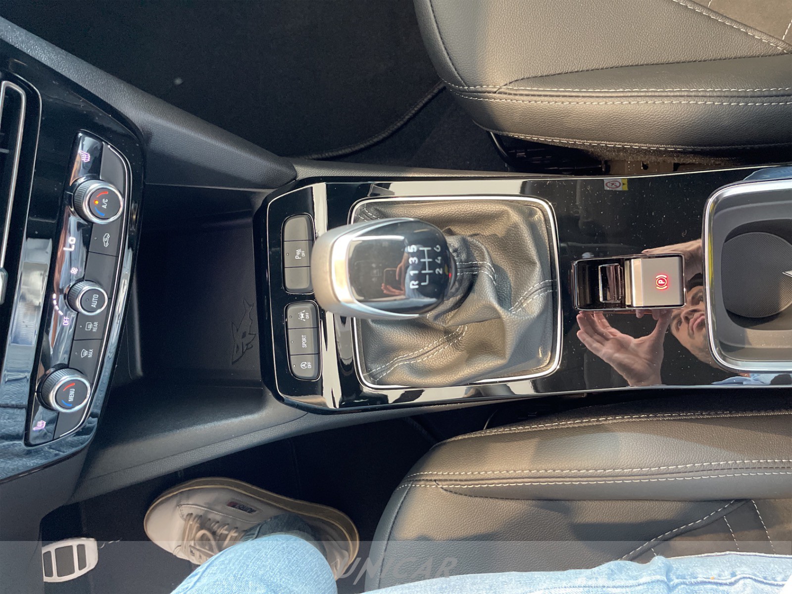 UNICAR Opel Mokka