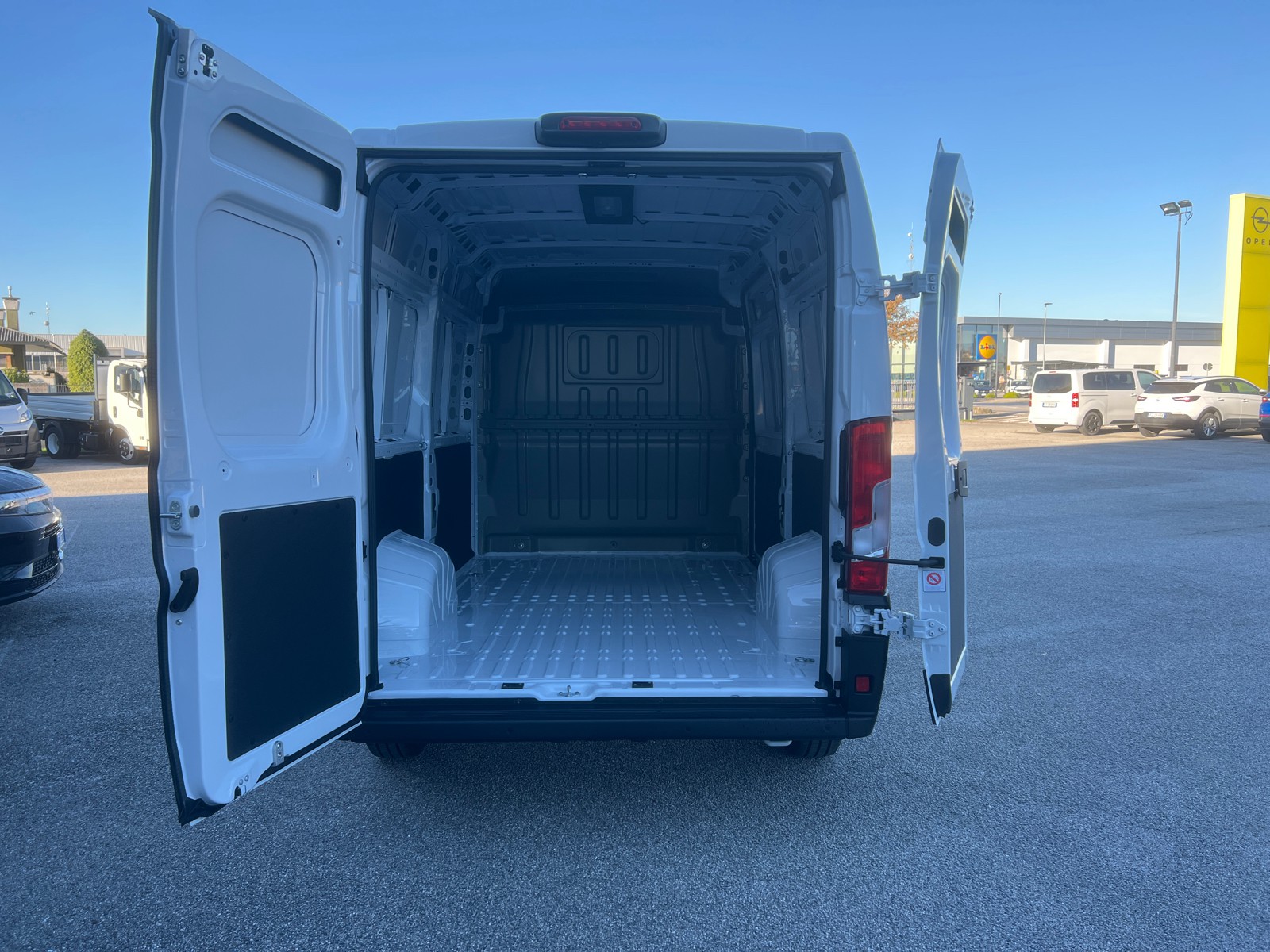 UNICAR Peugeot Boxer
