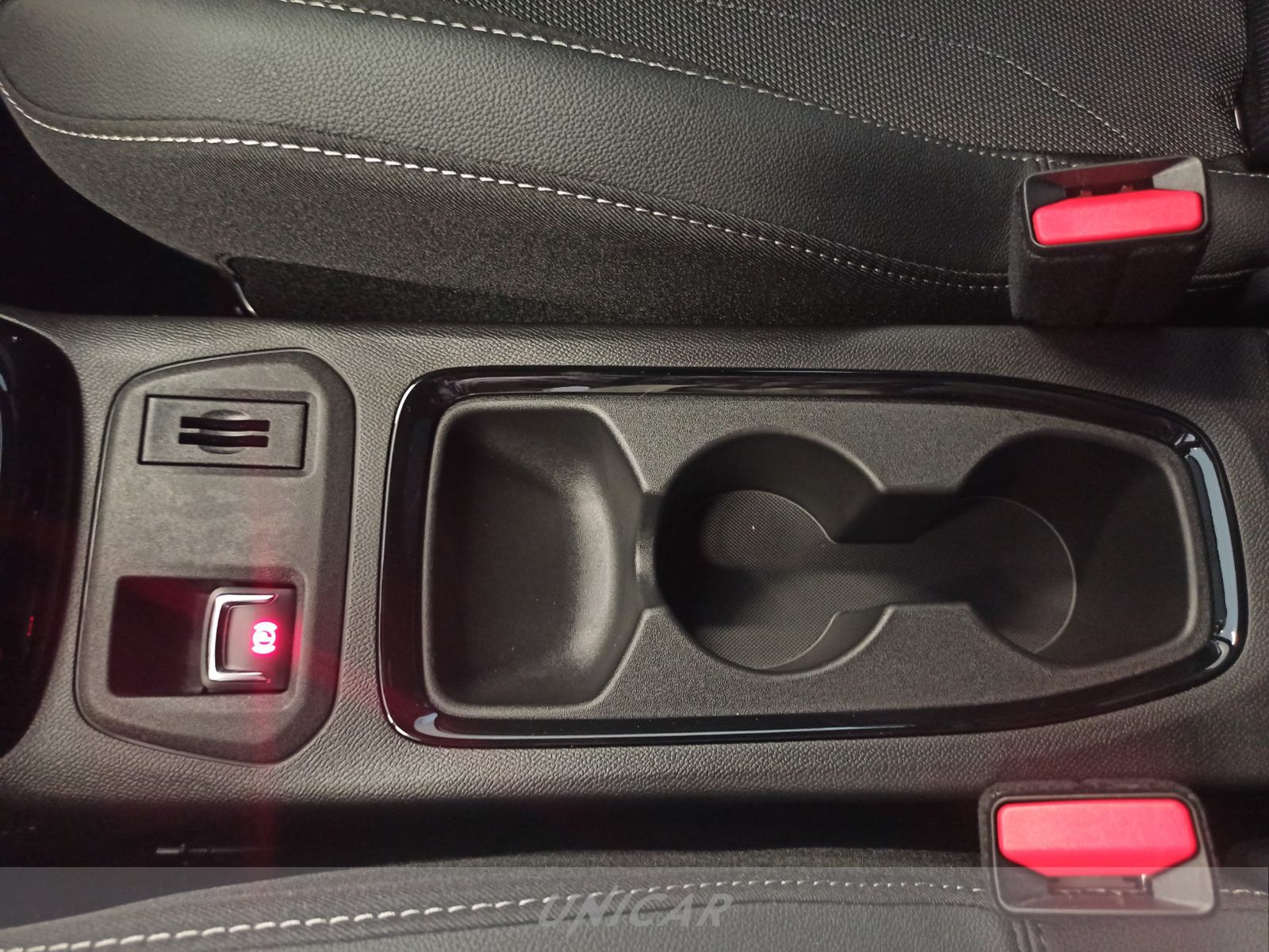 UNICAR Opel Corsa