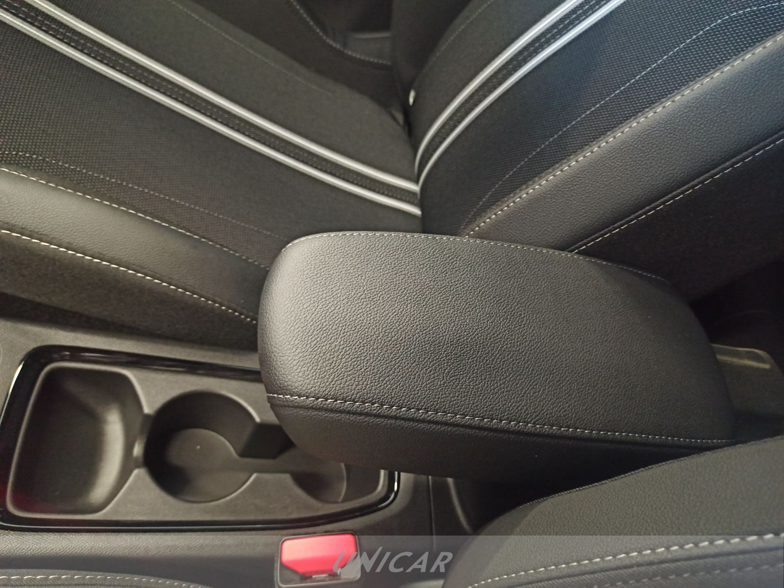 UNICAR Opel Corsa