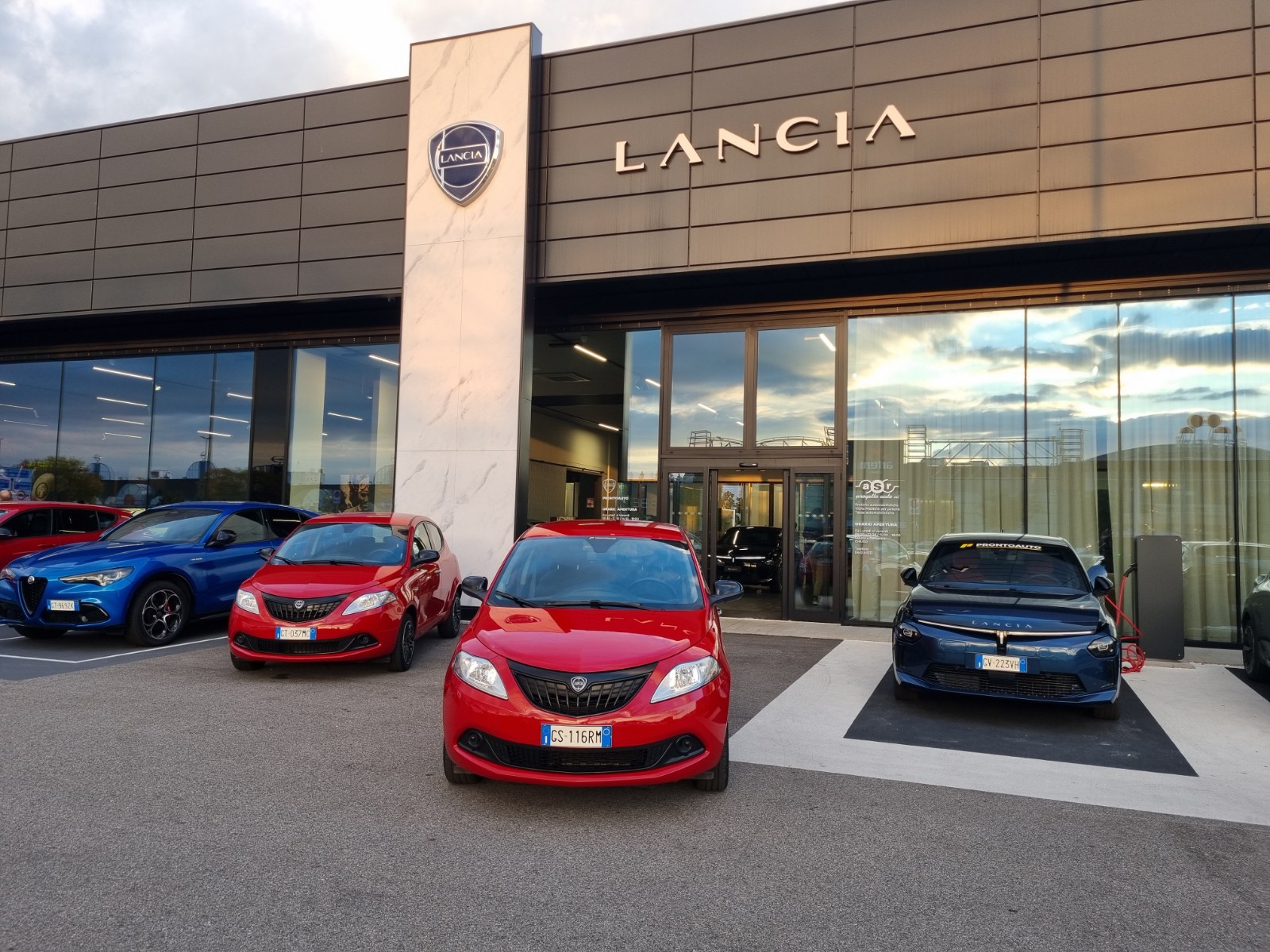 PRONTOAUTO Lancia Ypsilon