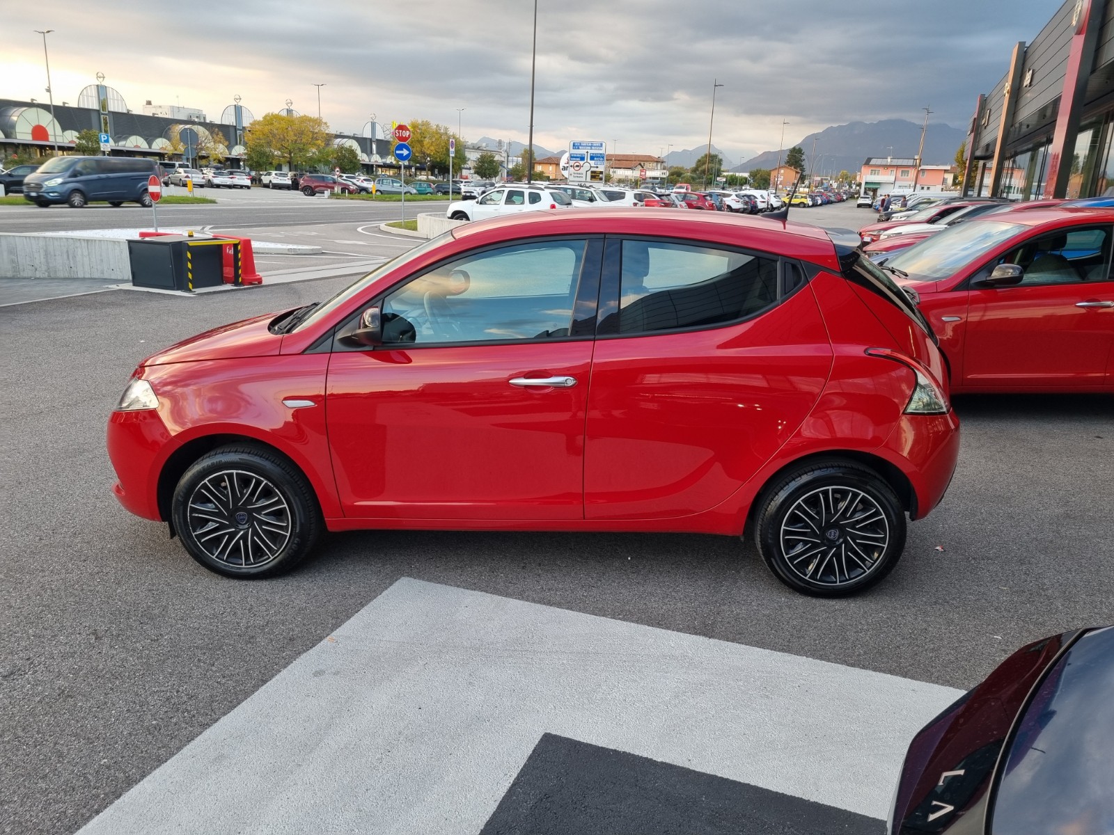 PRONTOAUTO Lancia Ypsilon