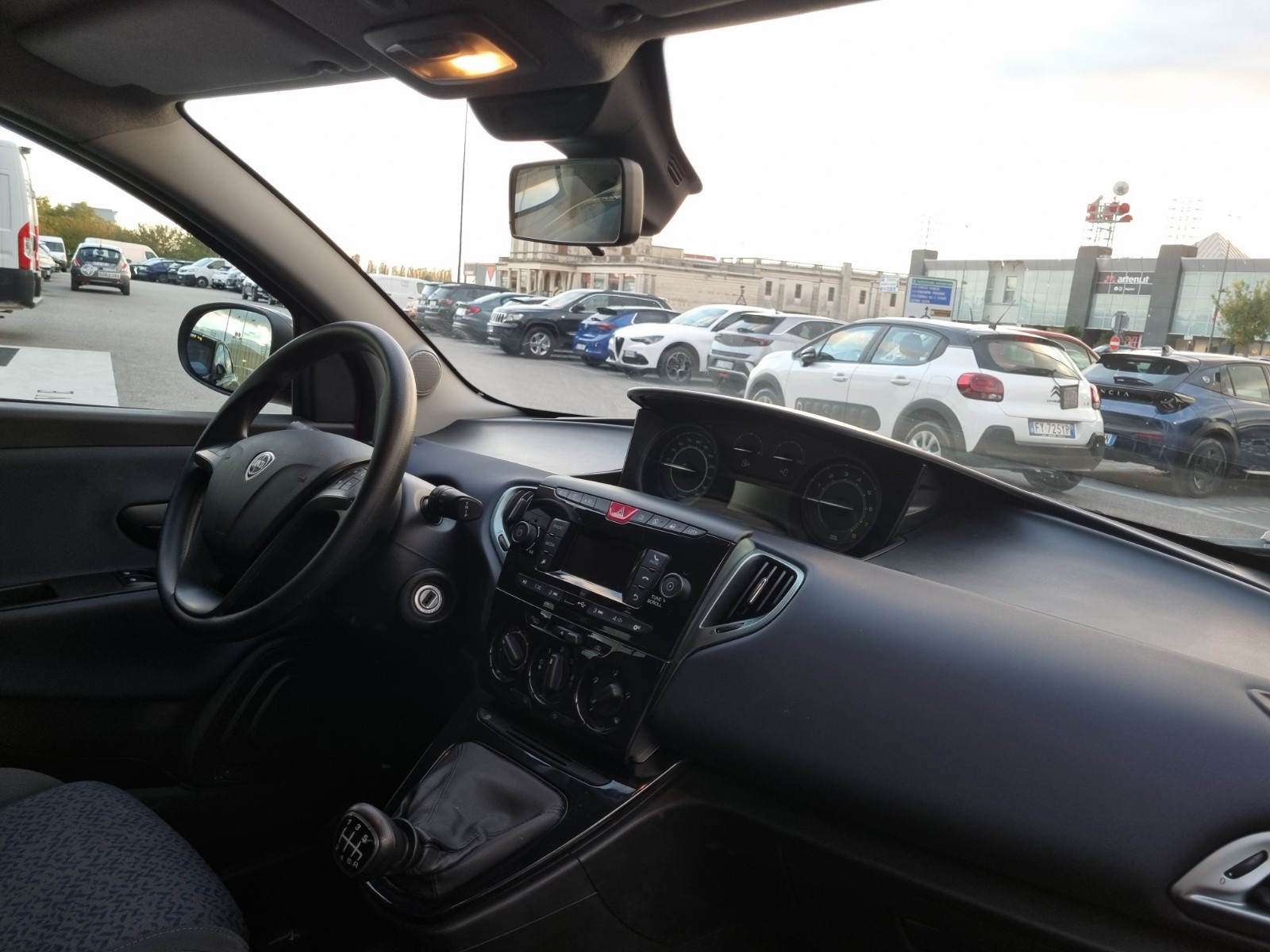 PRONTOAUTO Lancia Ypsilon