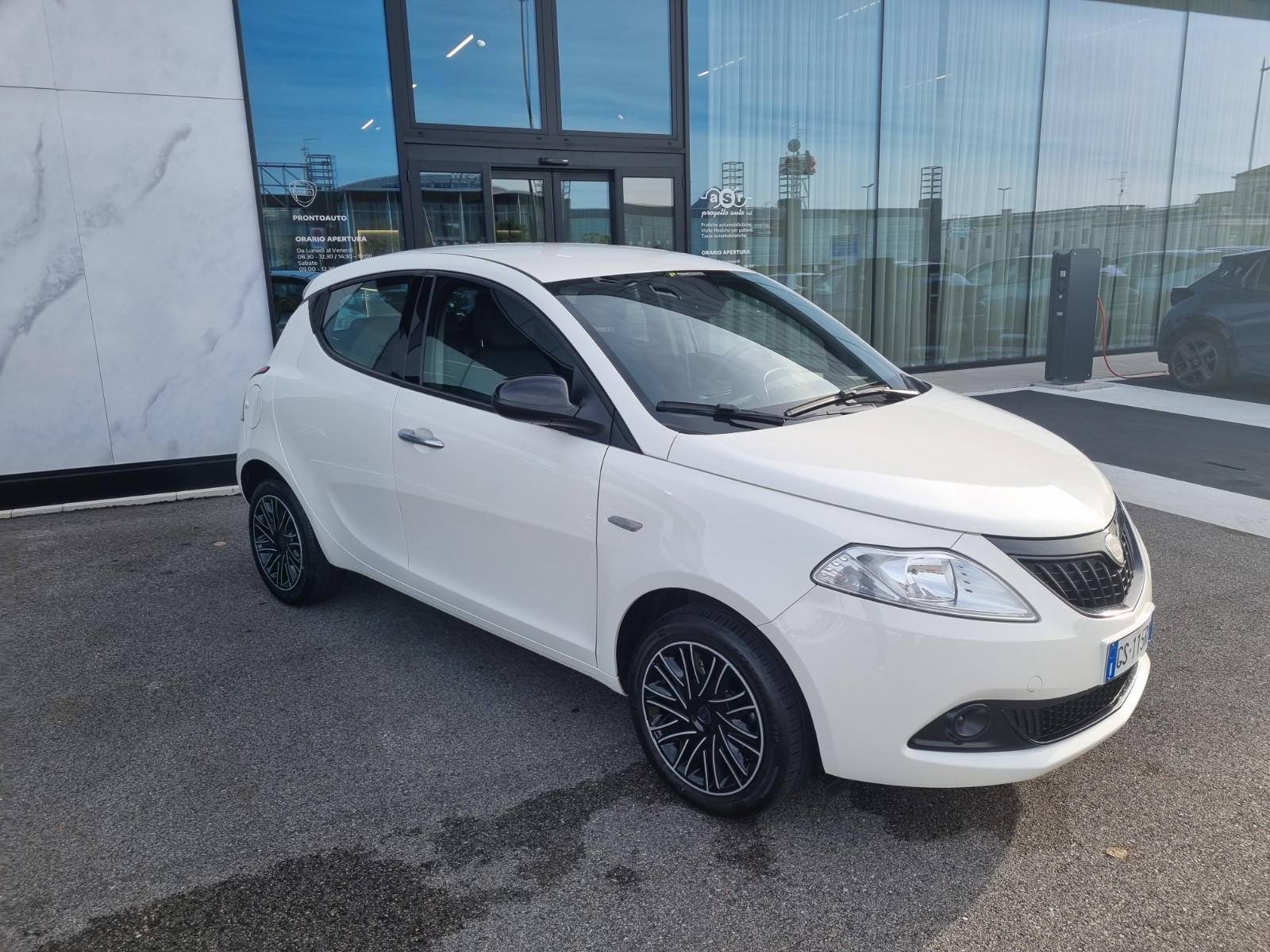 PRONTOAUTO Lancia Ypsilon