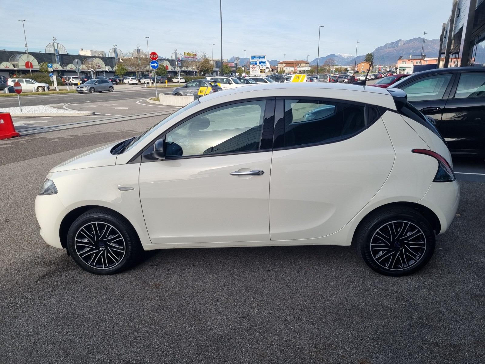 PRONTOAUTO Lancia Ypsilon