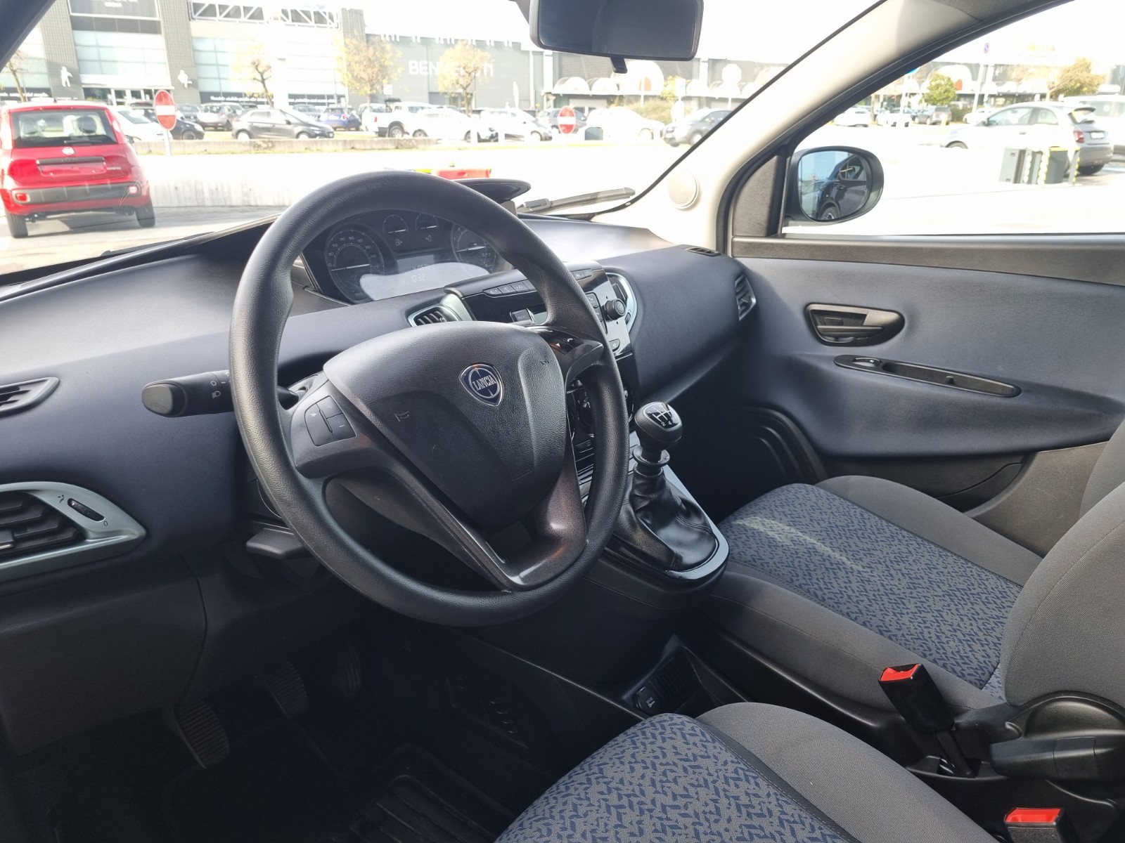 PRONTOAUTO Lancia Ypsilon