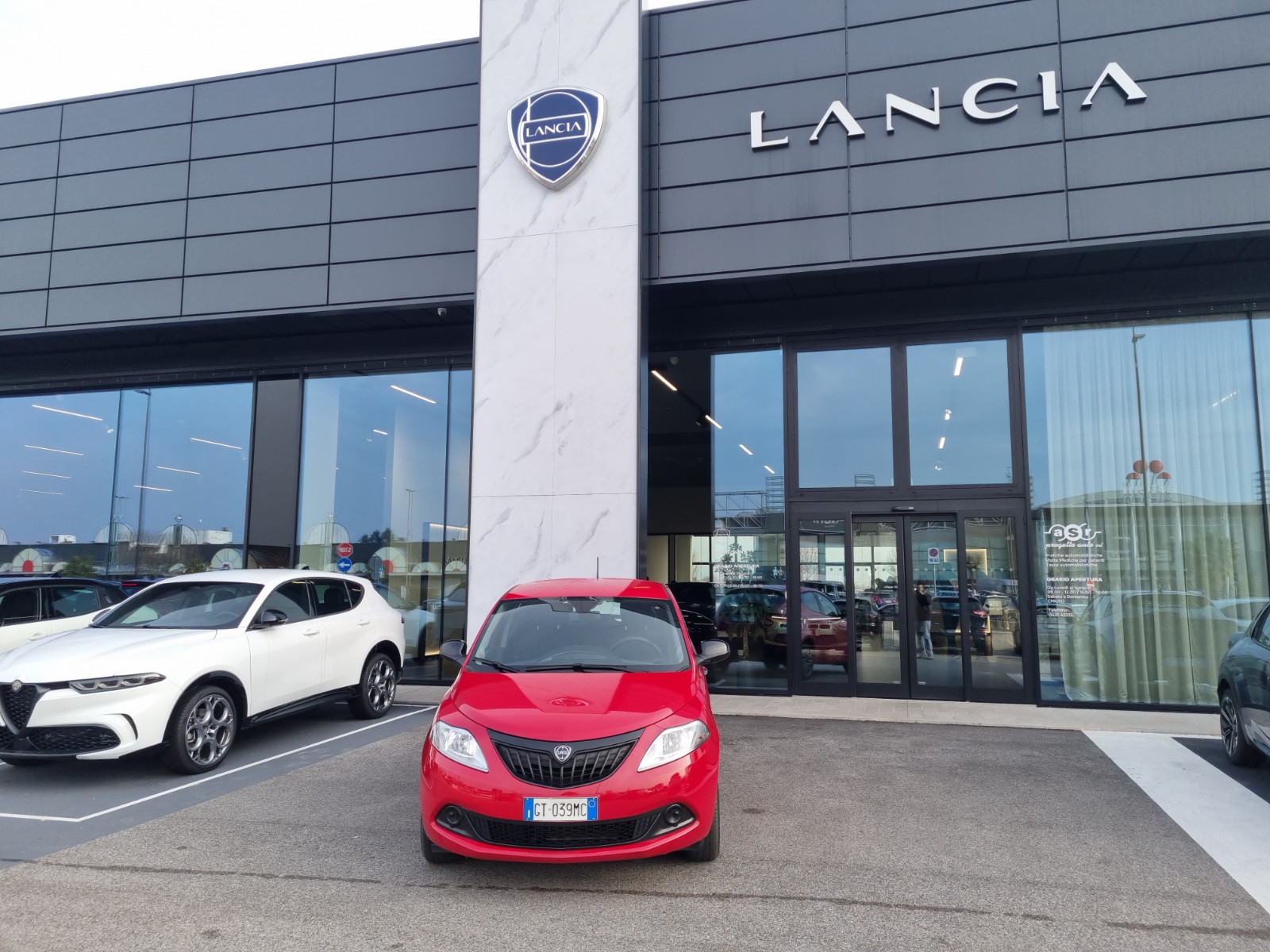 PRONTOAUTO Lancia Ypsilon