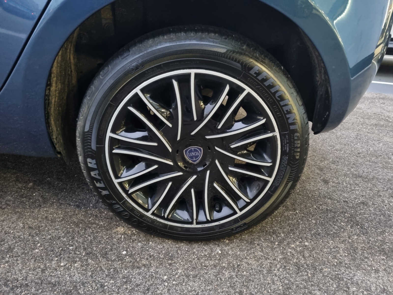 PRONTOAUTO Lancia Ypsilon