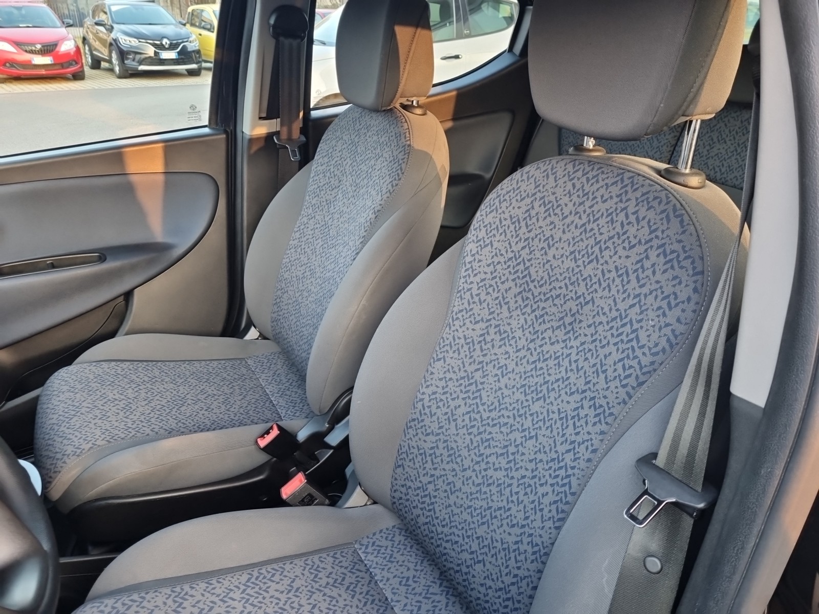 PRONTOAUTO Lancia Ypsilon