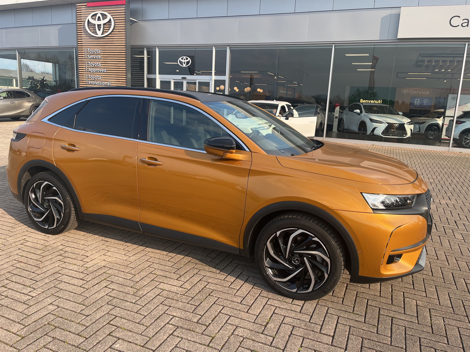 CAR_AUTO DS DS 7 Crossback