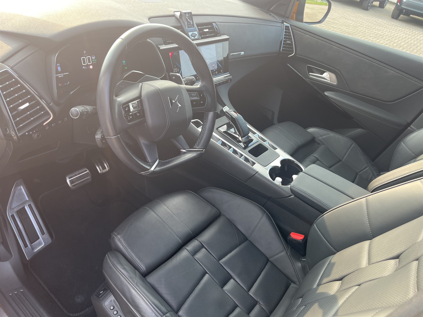 CAR_AUTO DS DS 7 Crossback