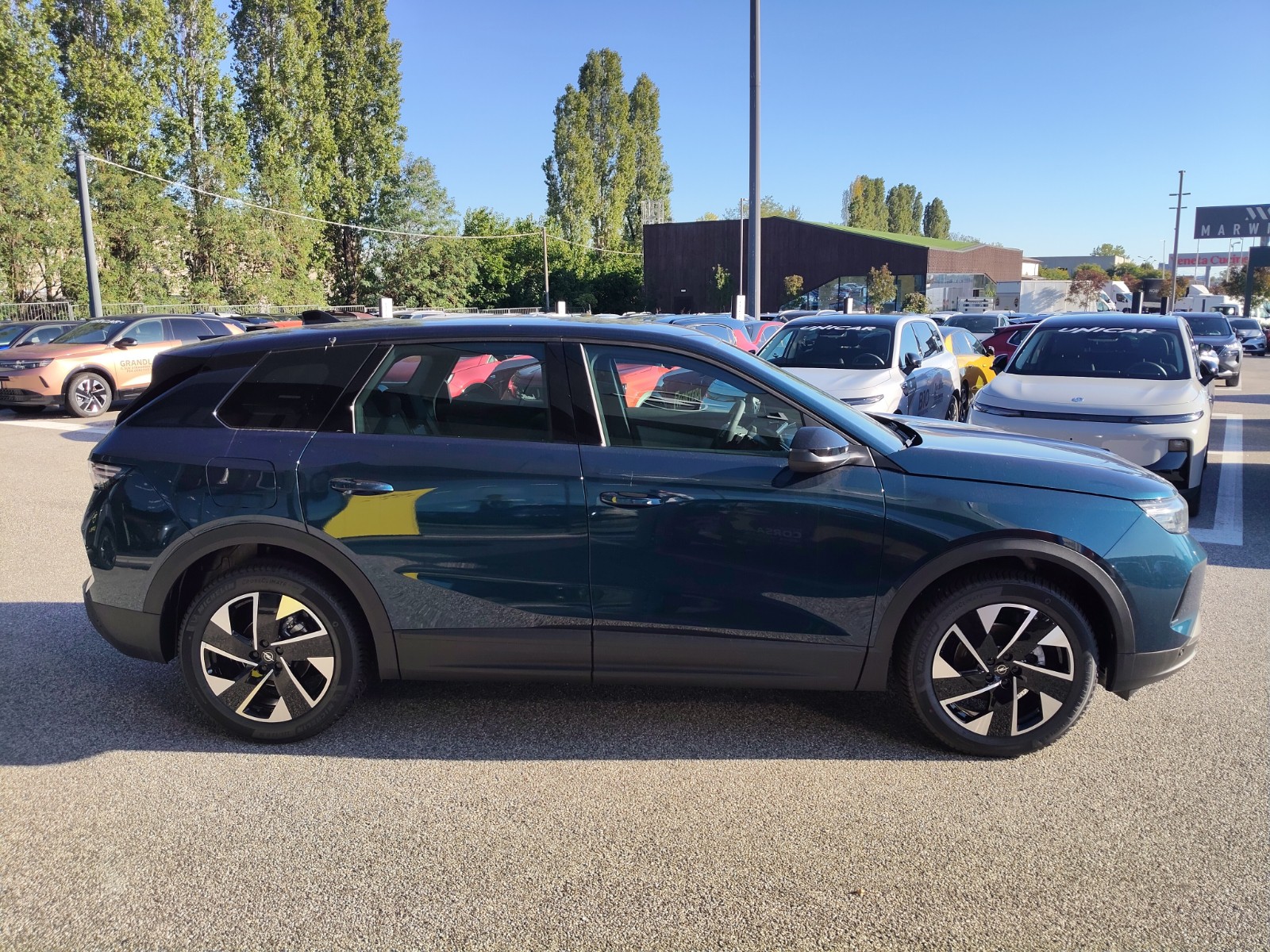 UNICAR Opel Grandland