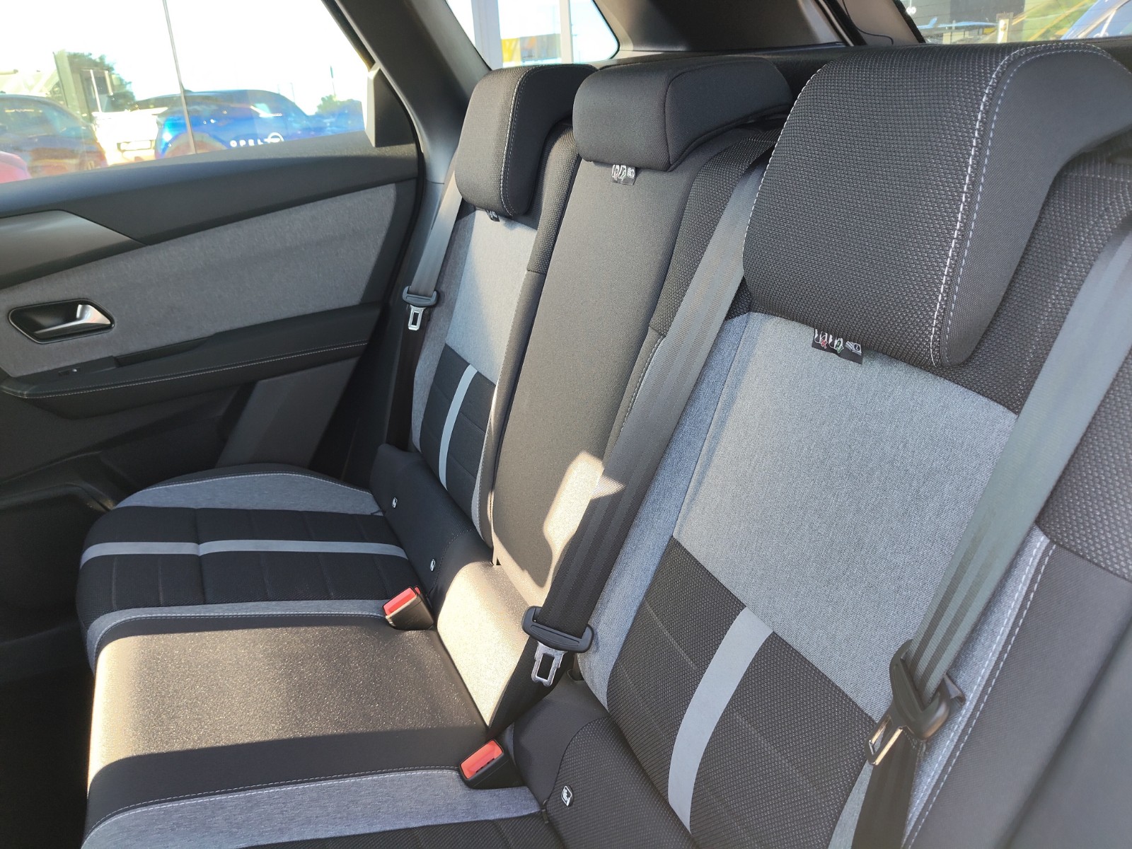 UNICAR Opel Grandland