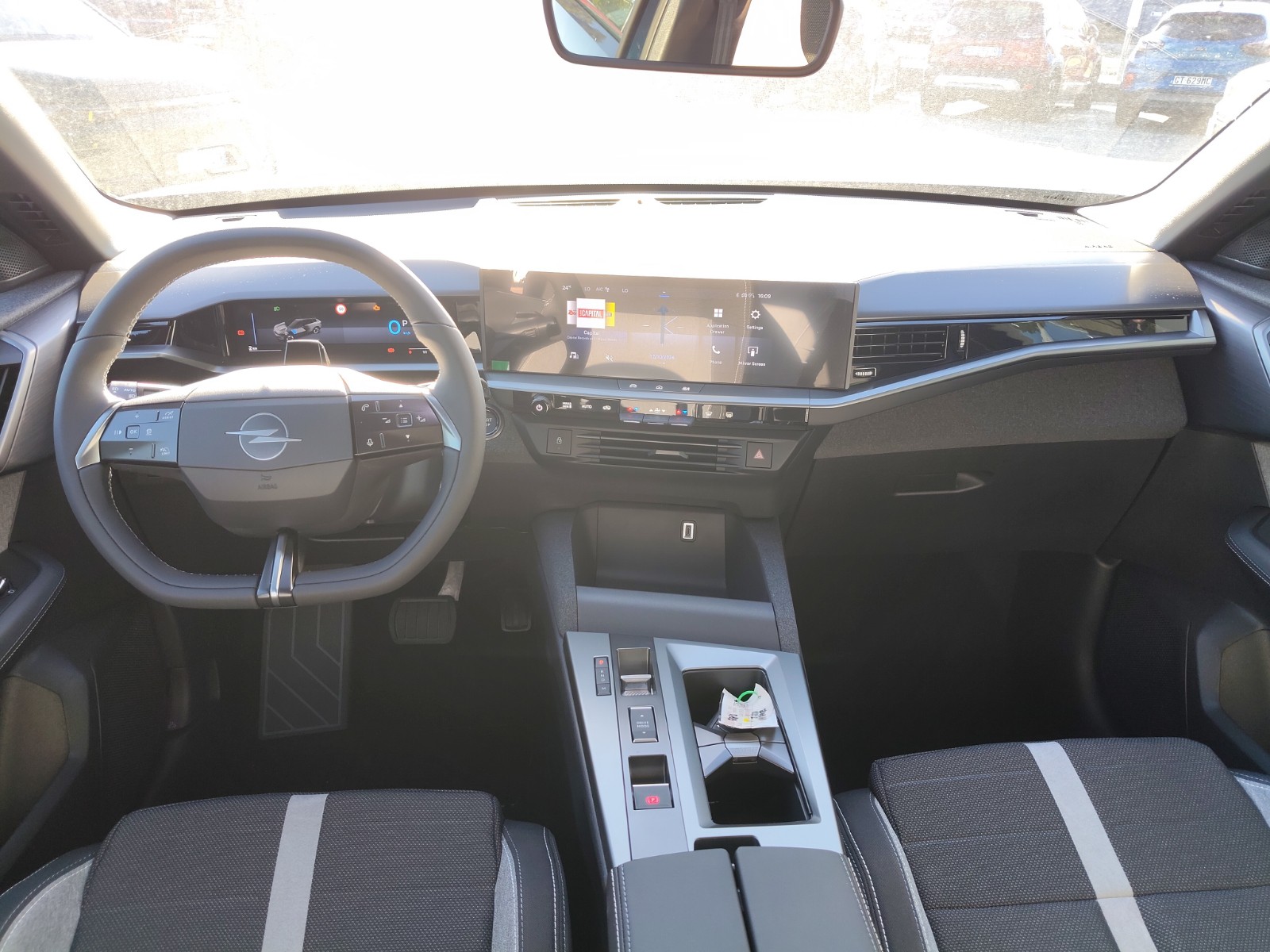 UNICAR Opel Grandland