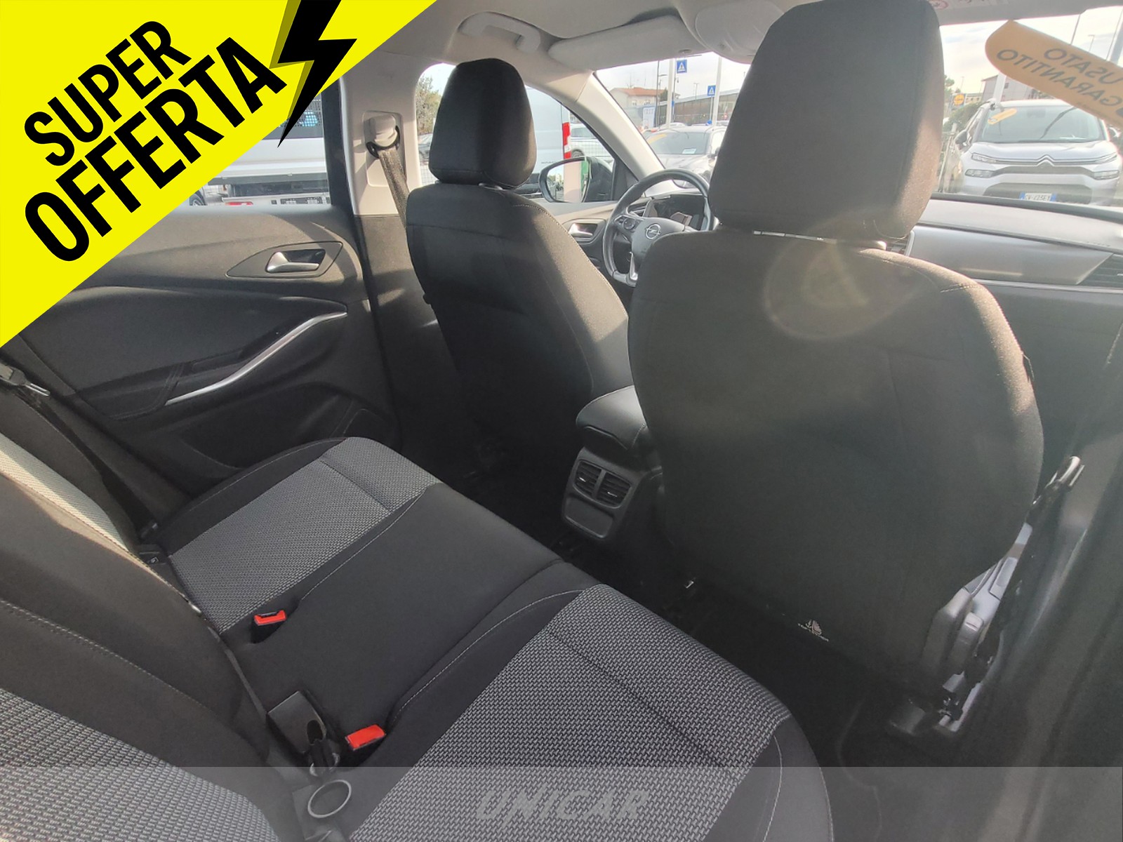 UNICAR Opel Grandland