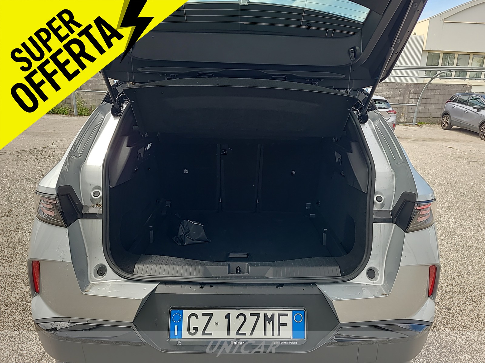 UNICAR Opel Grandland