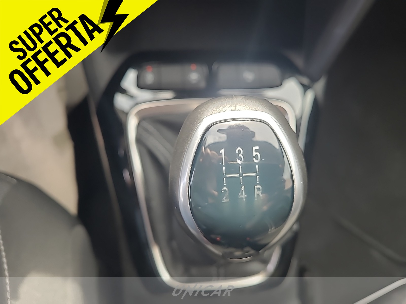 UNICAR Opel Corsa