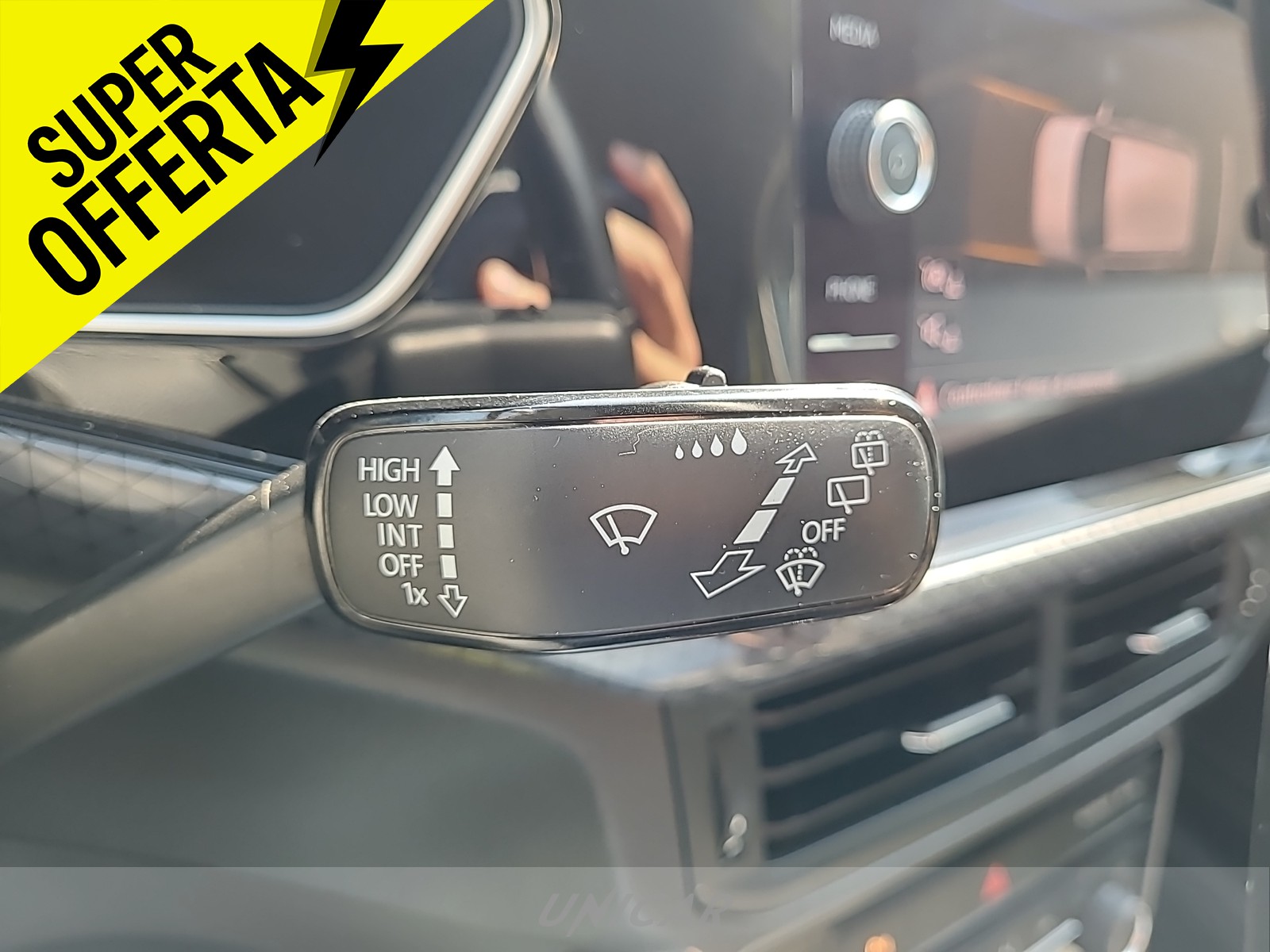 UNICAR Volkswagen T-Cross