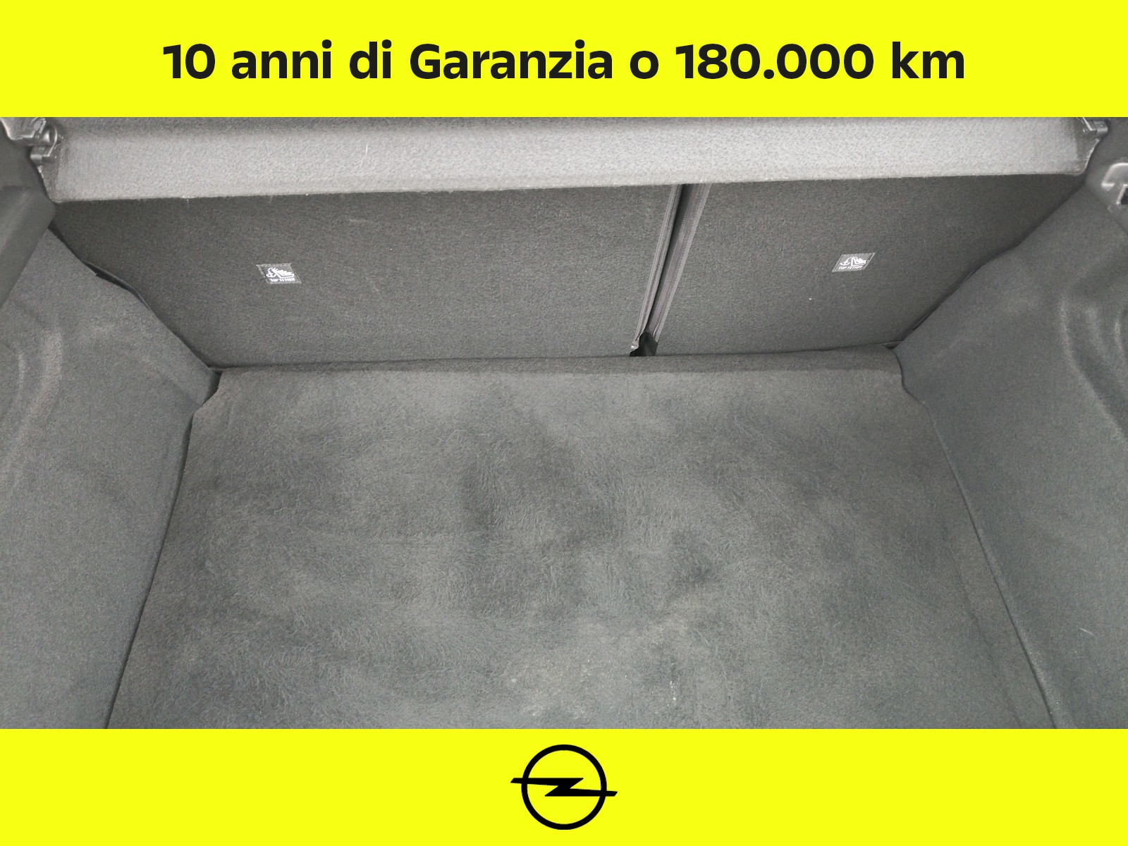 UNICAR Opel Corsa