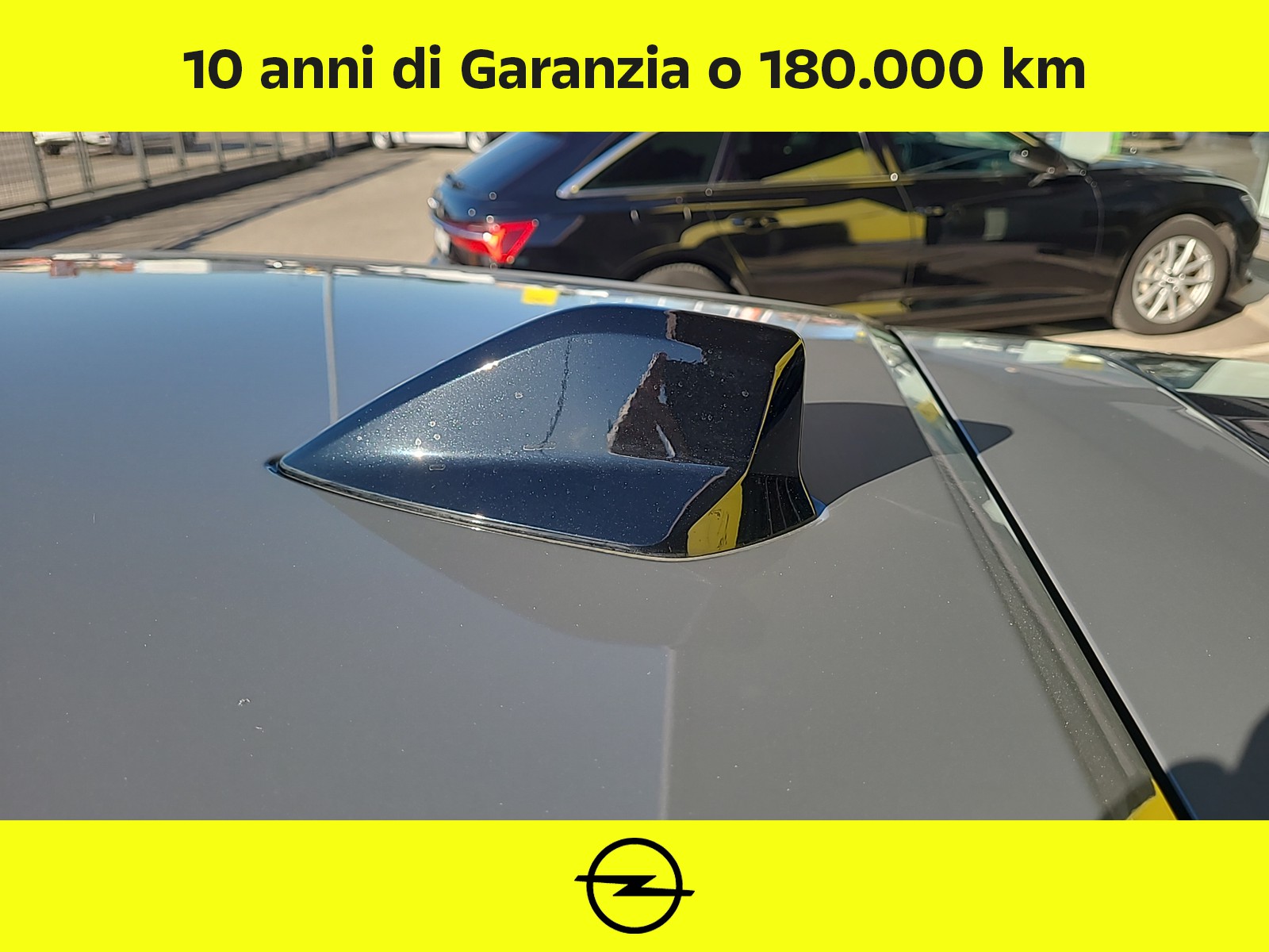 UNICAR Peugeot 208