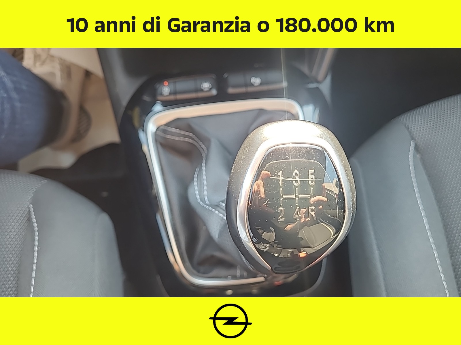 UNICAR Opel Corsa