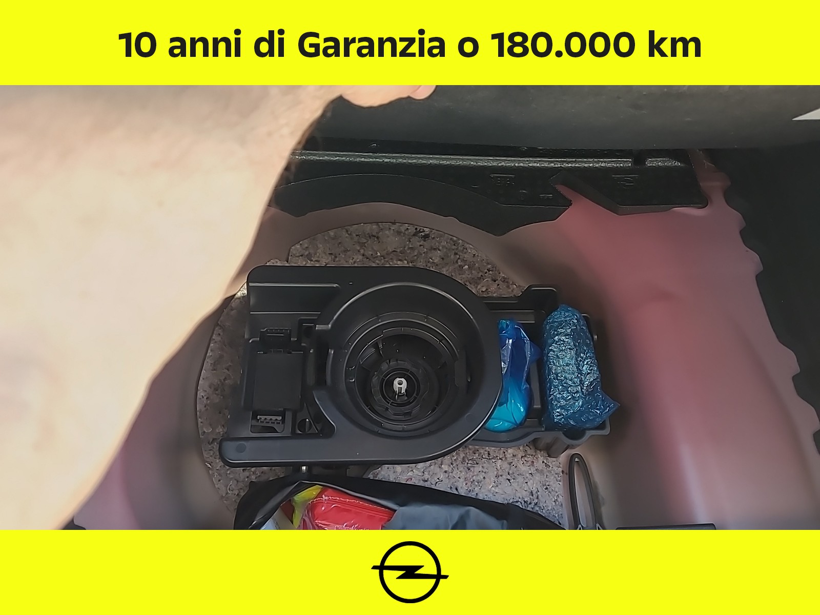 UNICAR Opel Corsa