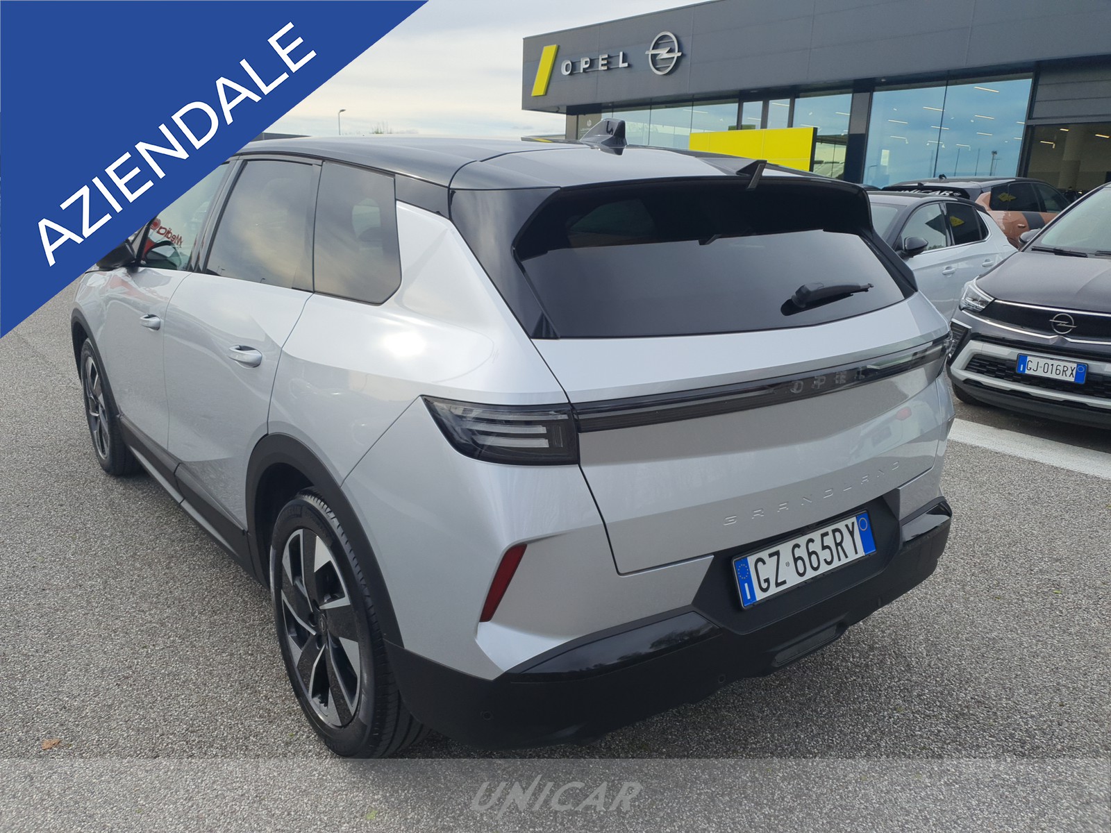 UNICAR Opel Grandland