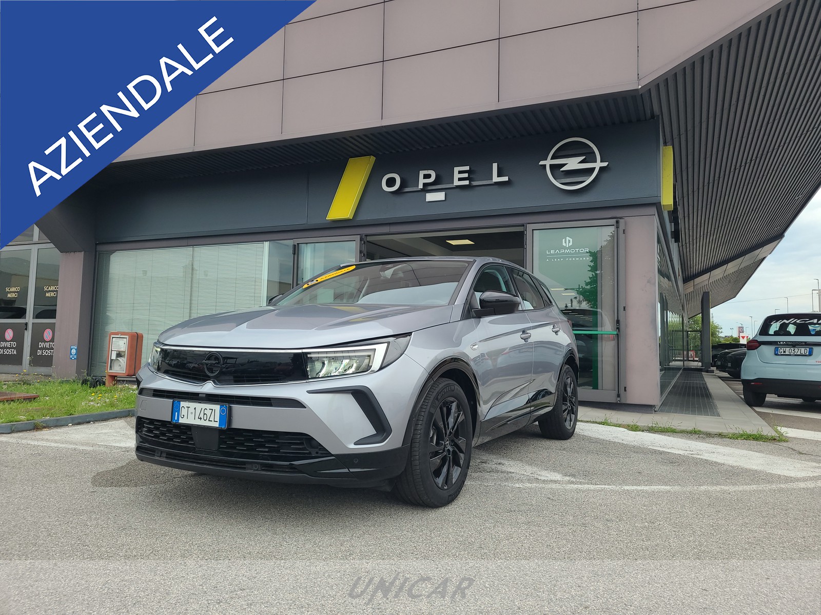 UNICAR Opel Grandland