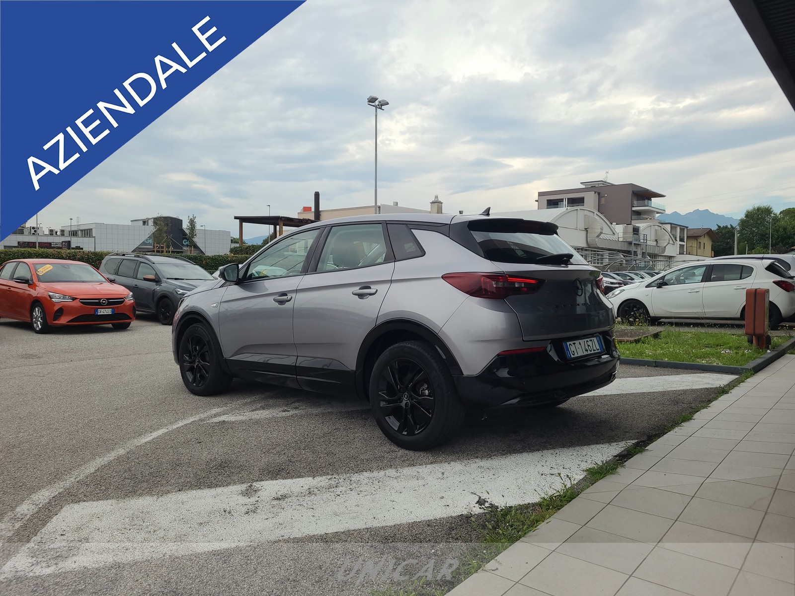 UNICAR Opel Grandland