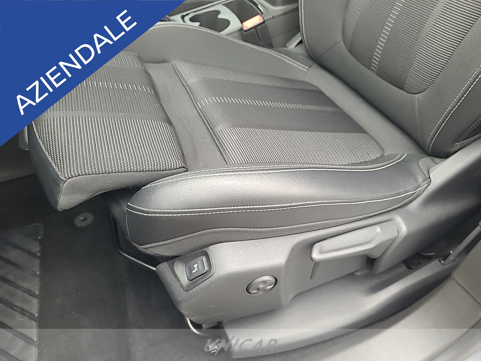 UNICAR Opel Grandland