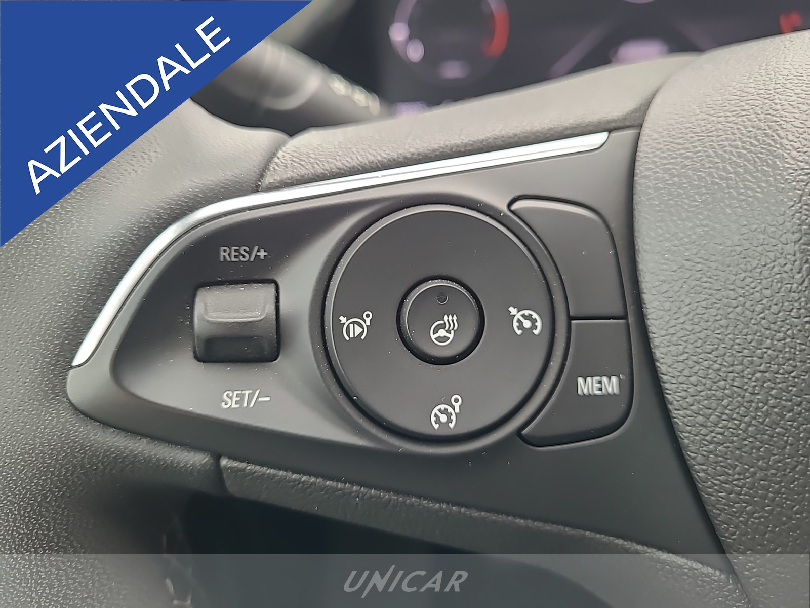UNICAR Opel Grandland