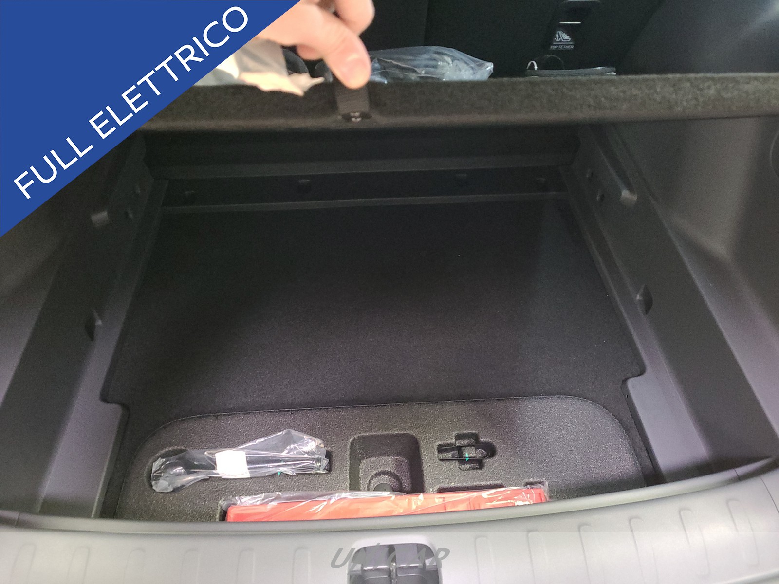 UNICAR Leapmotor B10