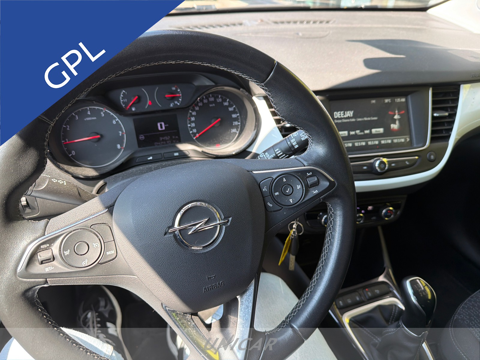 UNICAR Opel Crossland