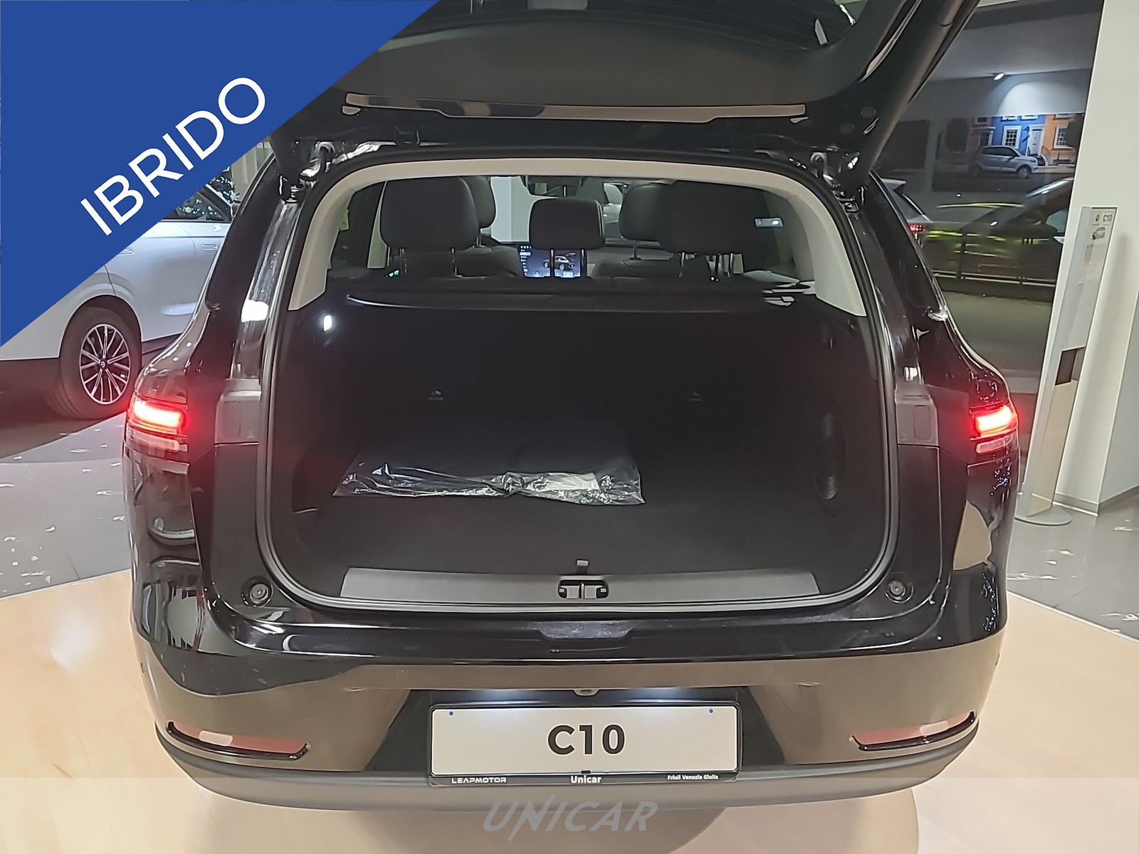 UNICAR Leapmotor C10