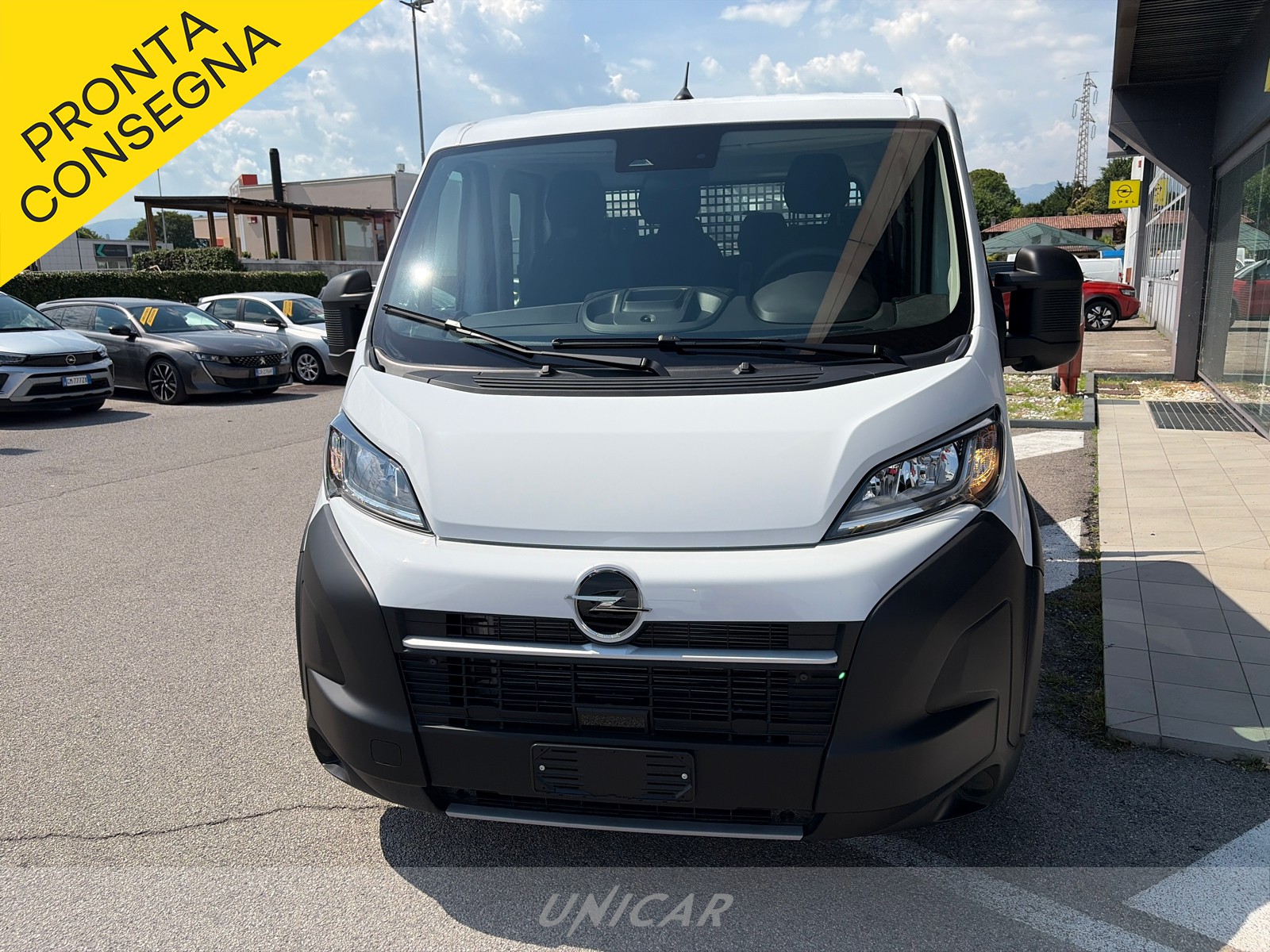 UNICAR Opel Movano