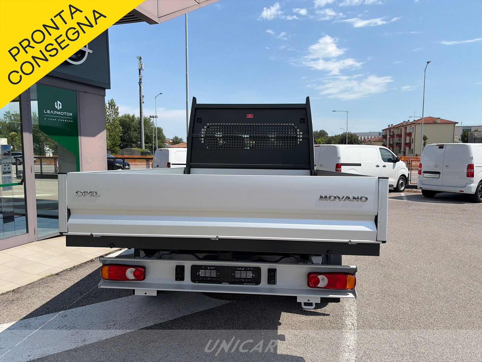 UNICAR Opel Movano