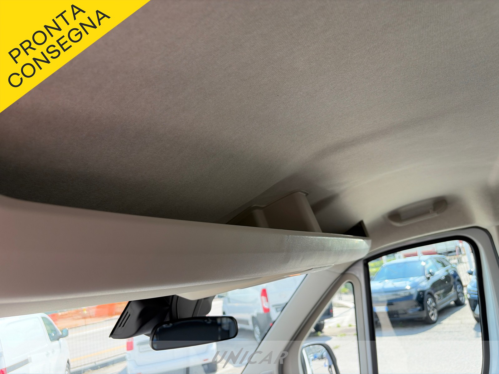 UNICAR Opel Movano