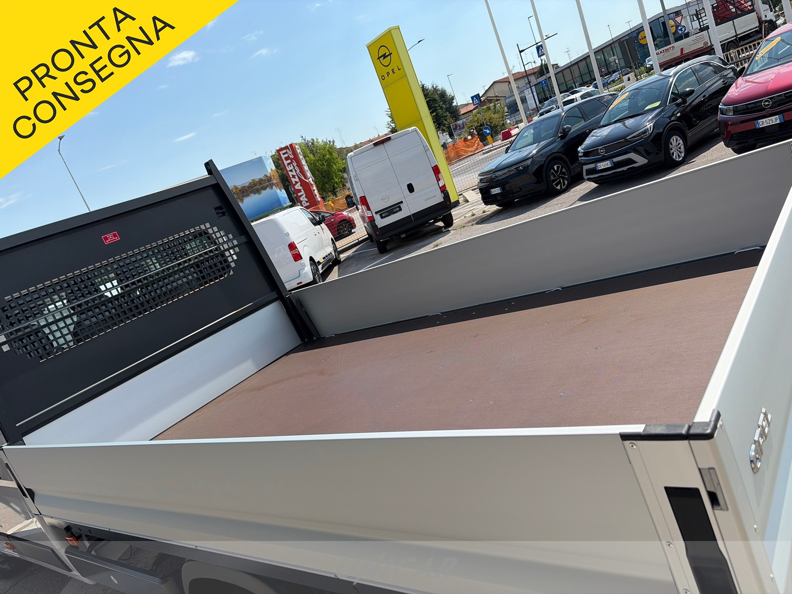 UNICAR Opel Movano