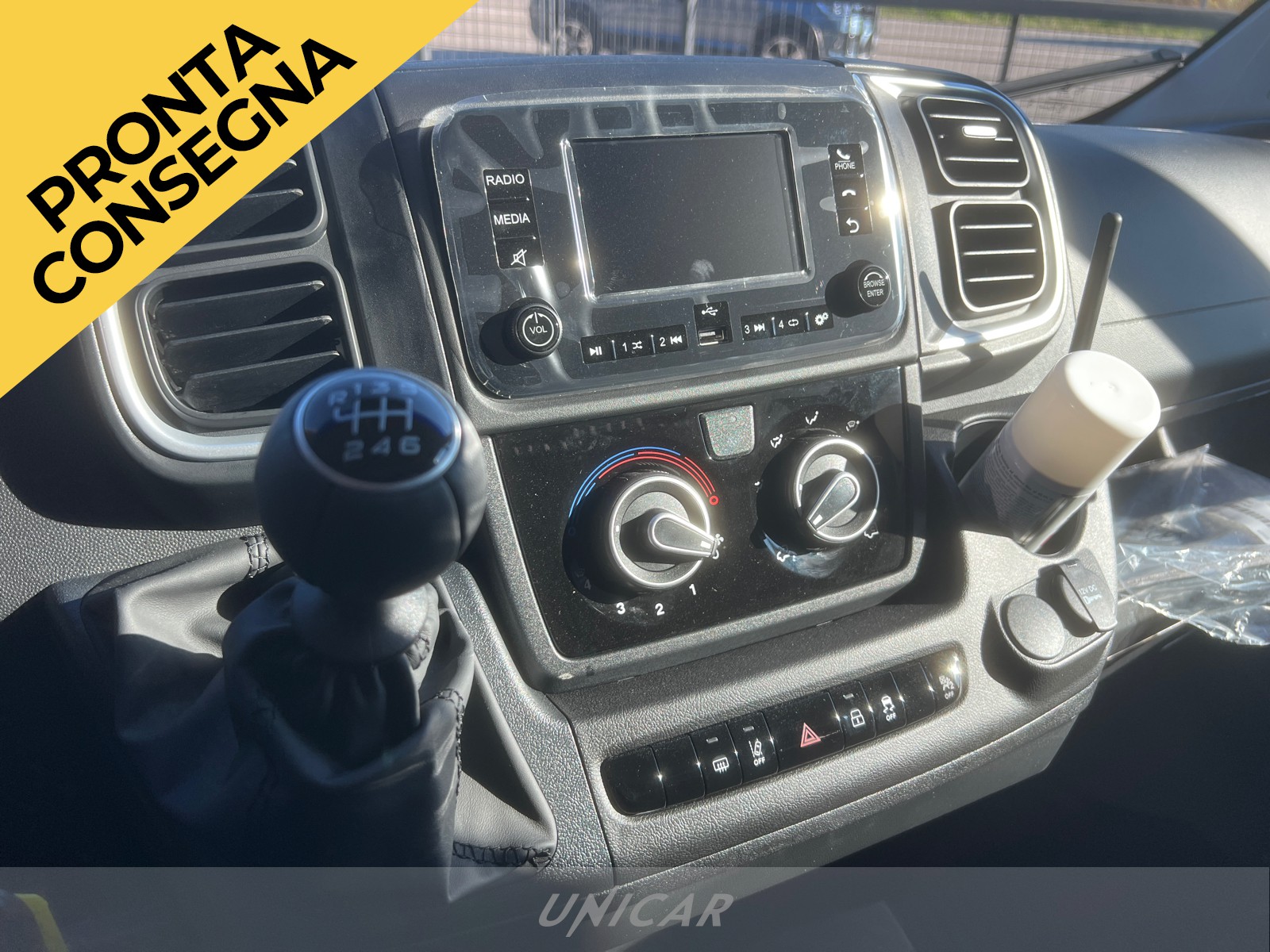 UNICAR Opel Movano