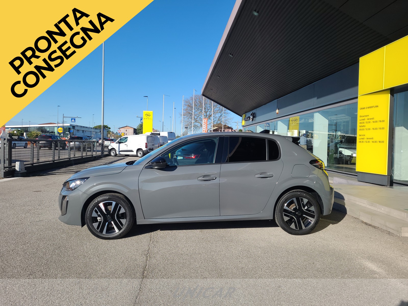 UNICAR Peugeot 208