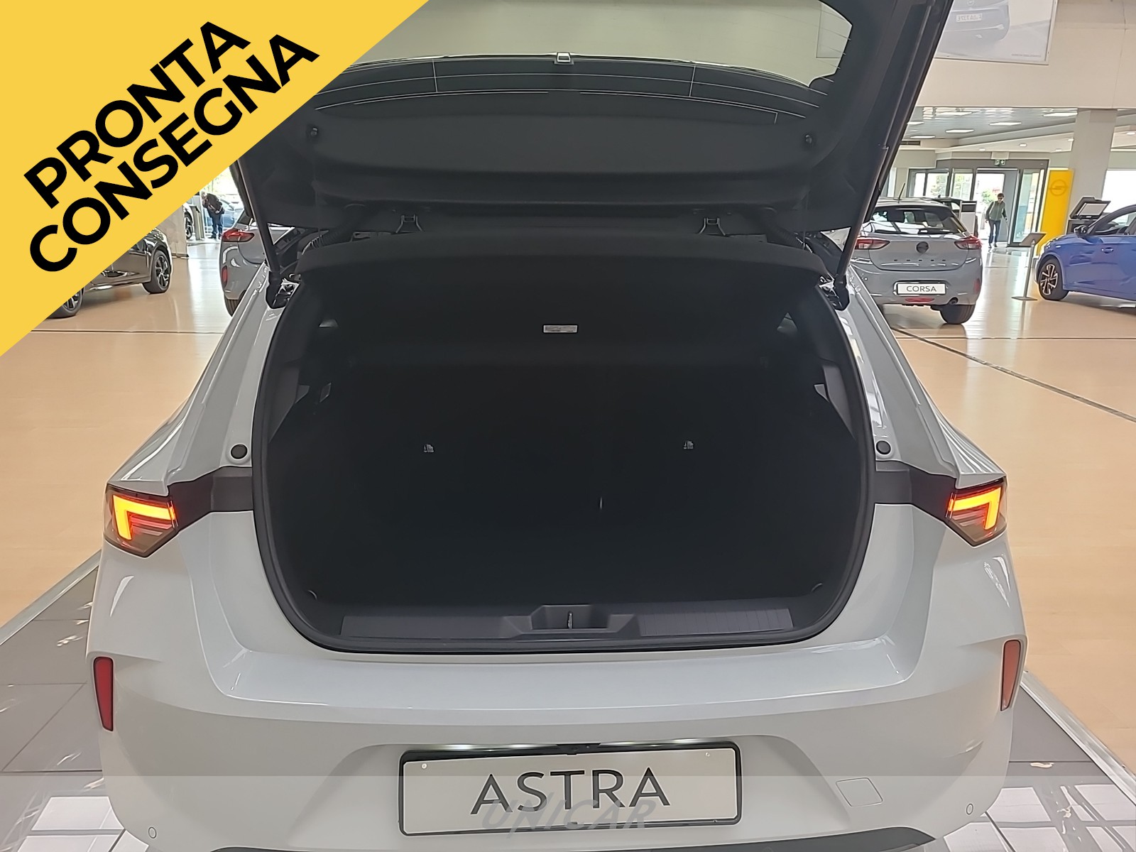 UNICAR Opel Astra