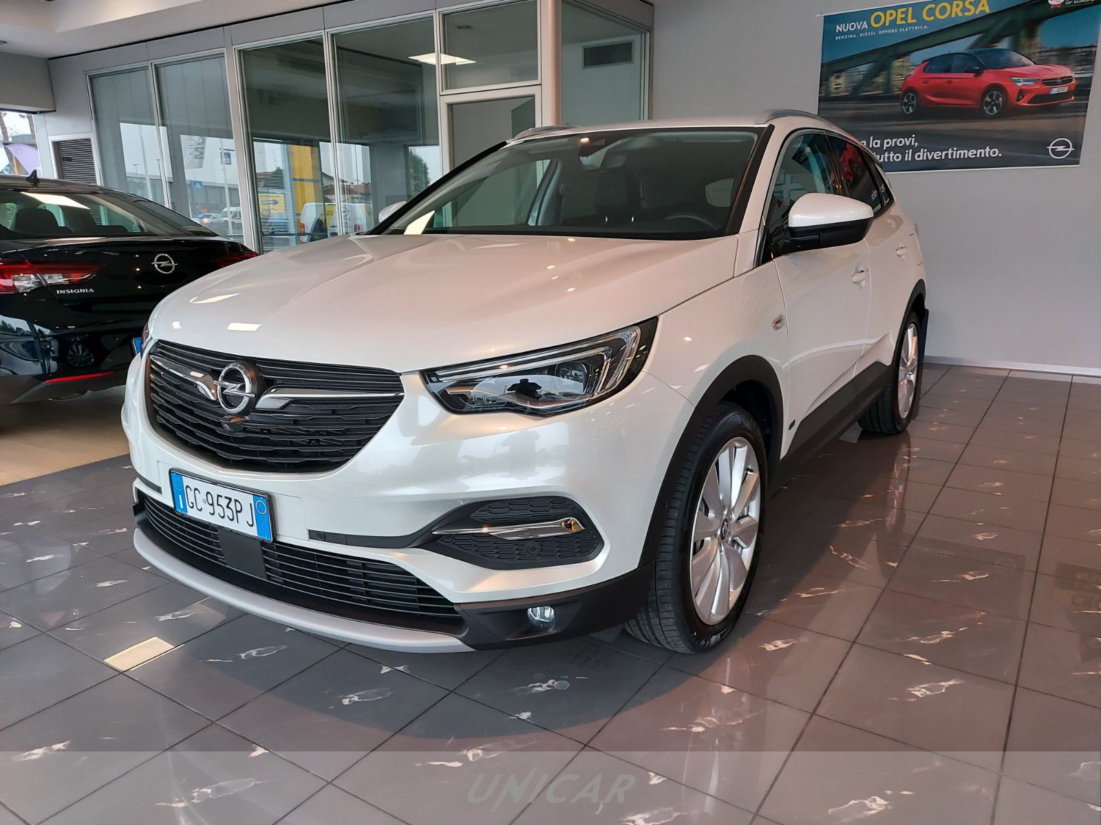 UNICAR Opel Grandland X