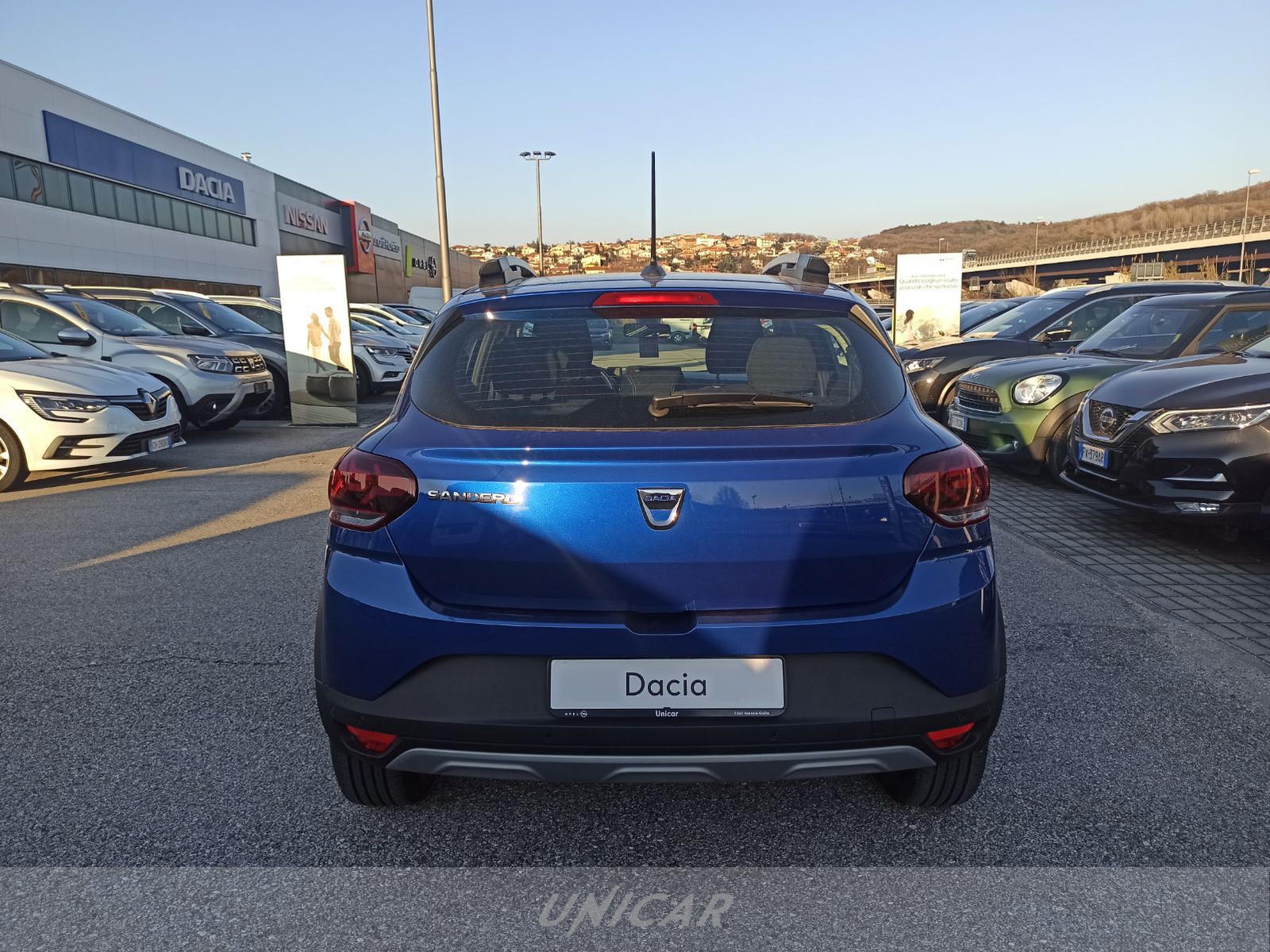 UNICAR Dacia Sandero