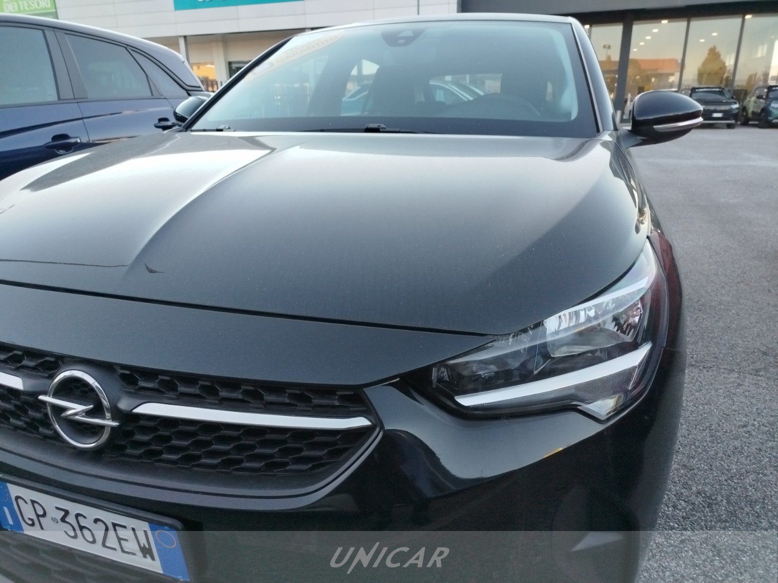 UNICAR Opel Corsa
