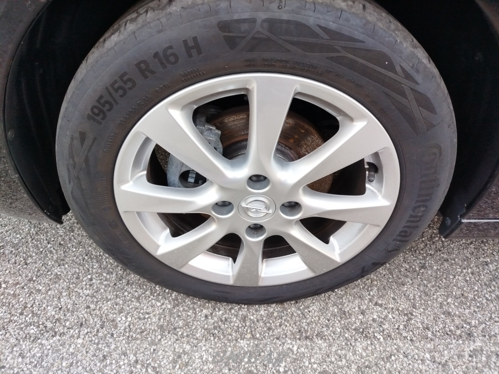 UNICAR Opel Corsa