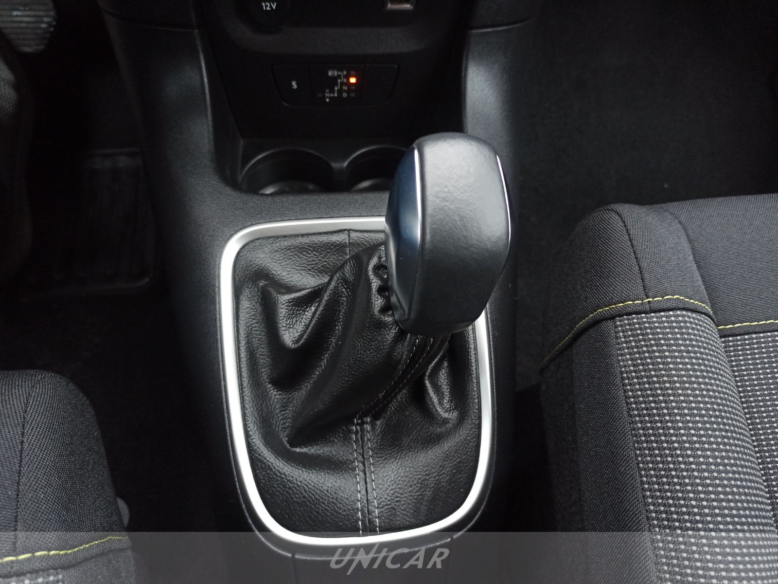 UNICAR Citroen C3