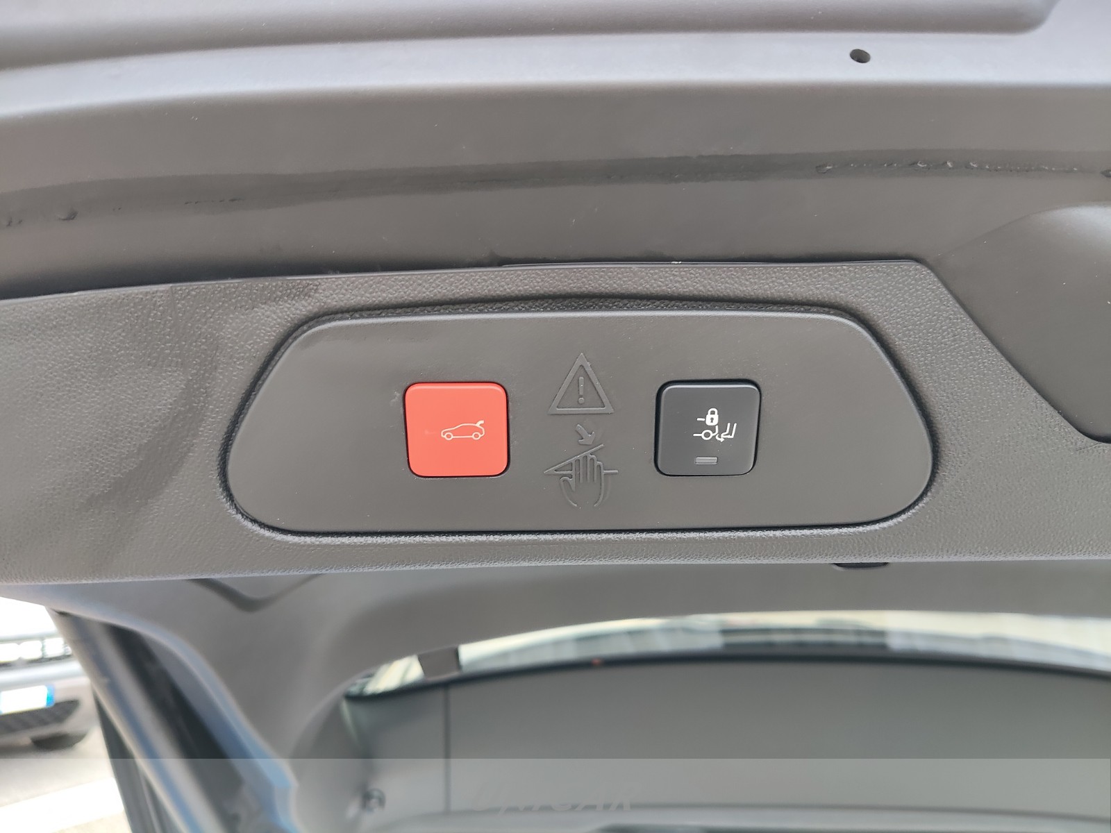 UNICAR Opel Grandland