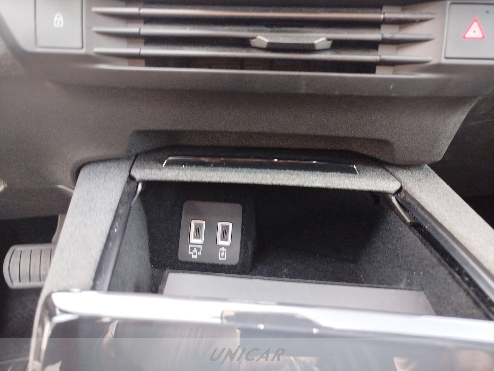 UNICAR Opel Grandland