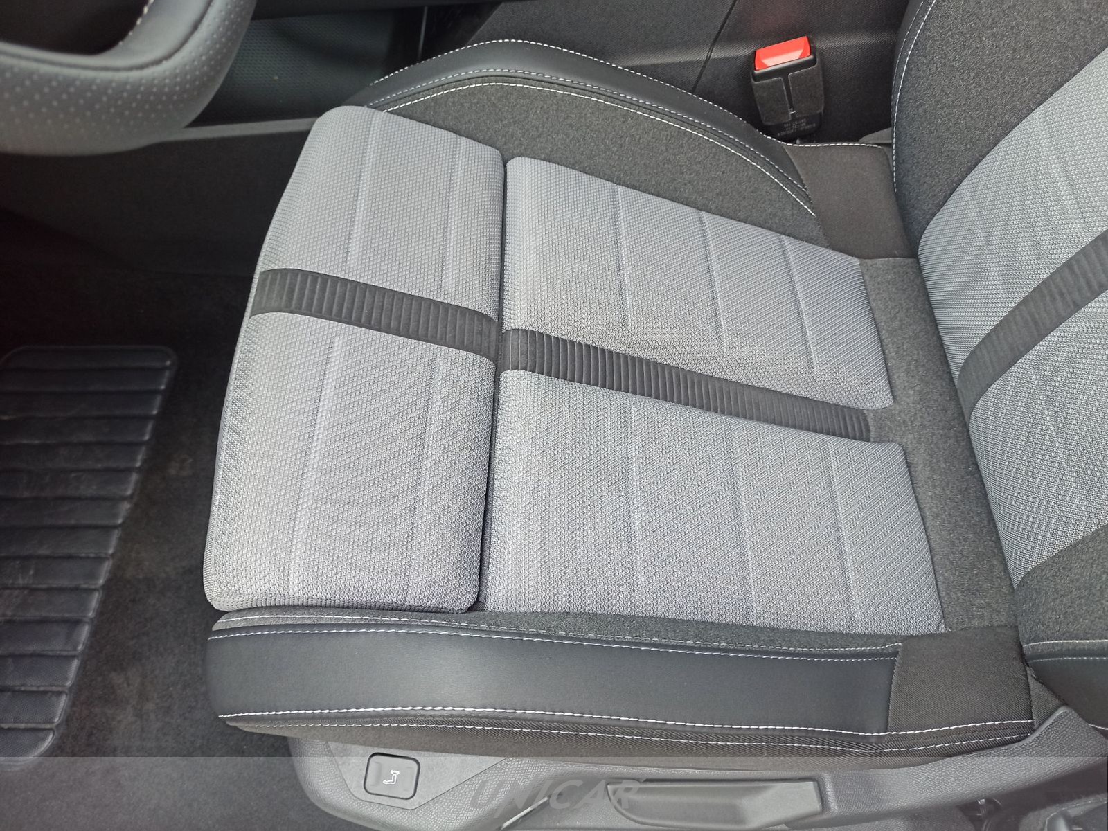 UNICAR Opel Grandland