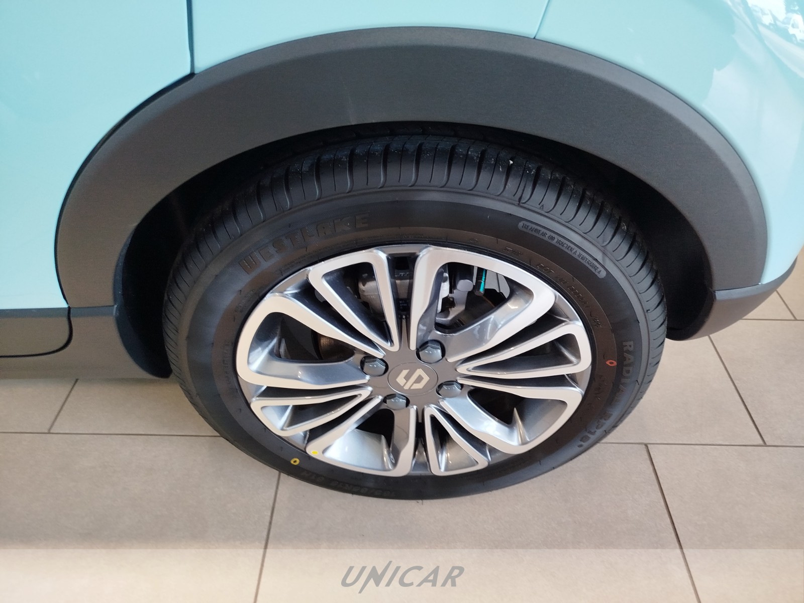 UNICAR Leapmotor T03